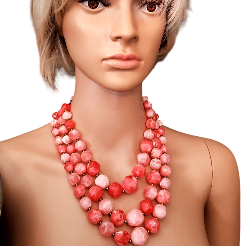Kramer Pink Lucite Necklace Triple Strand Mid Century Abstract Swirl - Picture 10 of 10